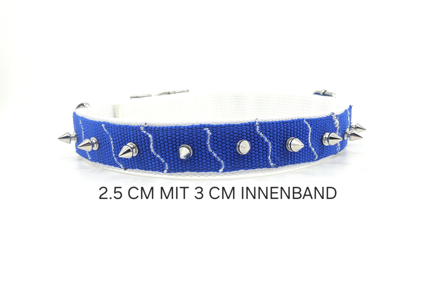 HALSBAND NACH WUNSCH MIT NIETEN/CONCHOS