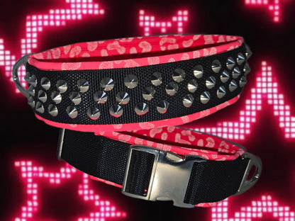 HALSBAND NACH WUNSCH MIT NIETEN/CONCHOS